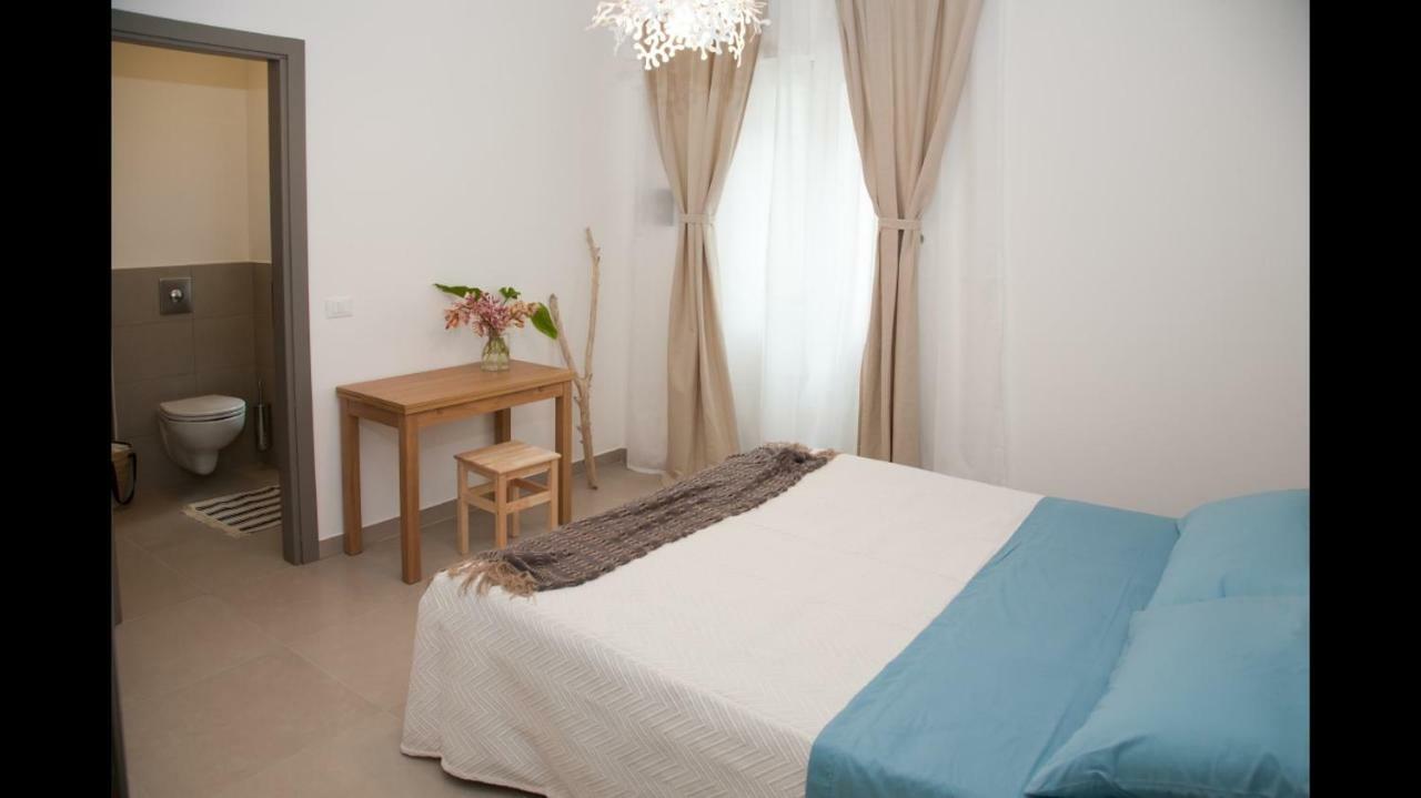 Sulmare Alba Adriatica Bed & Breakfast ภายนอก รูปภาพ