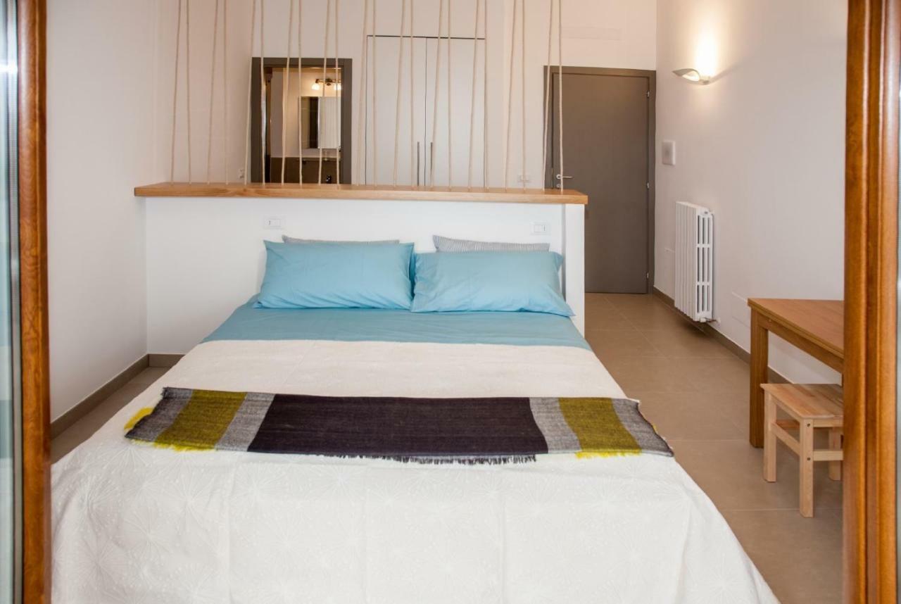 Sulmare Alba Adriatica Bed & Breakfast ภายนอก รูปภาพ