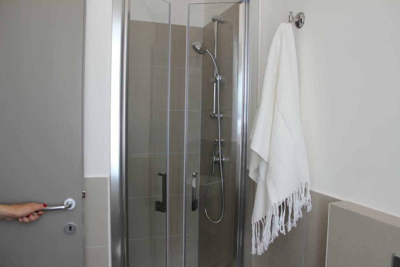 Sulmare Alba Adriatica Bed & Breakfast ภายนอก รูปภาพ