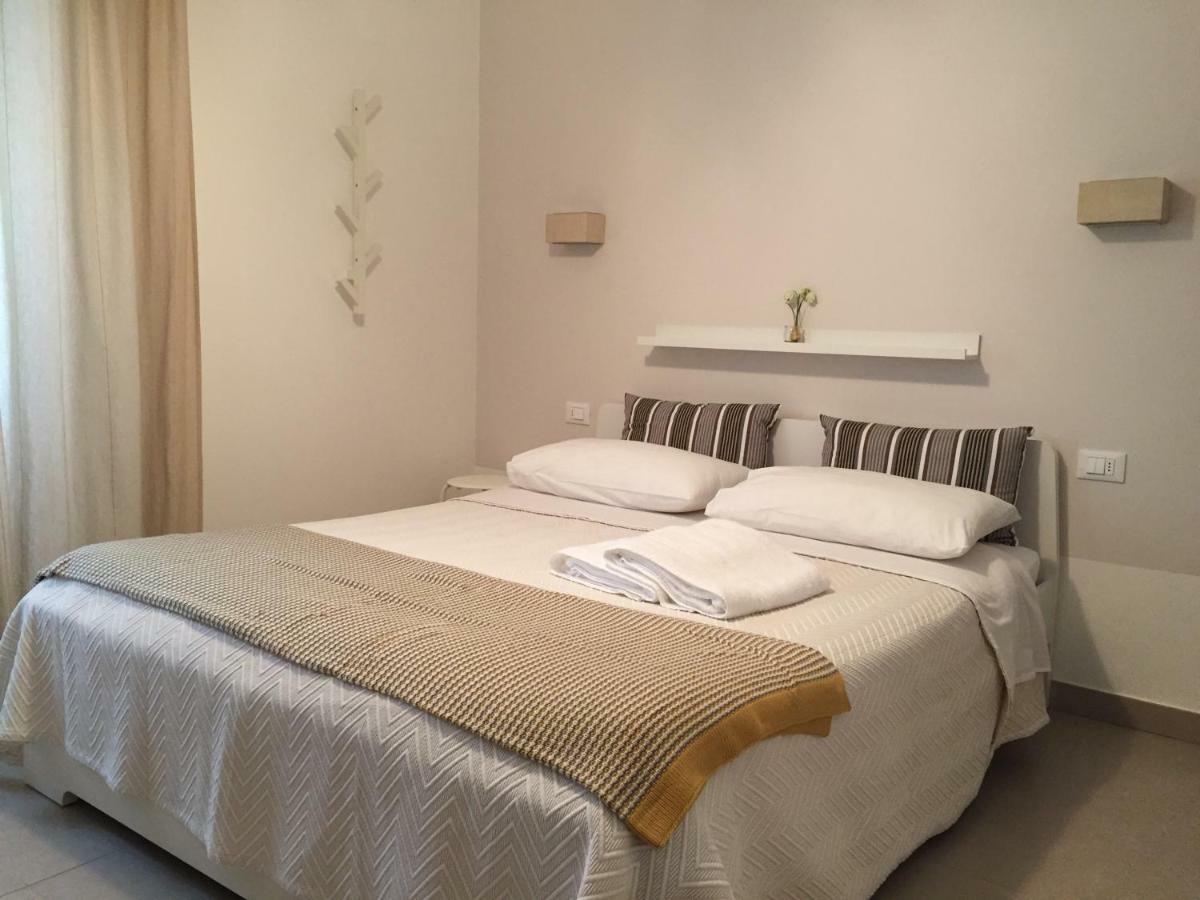 Sulmare Alba Adriatica Bed & Breakfast ภายนอก รูปภาพ