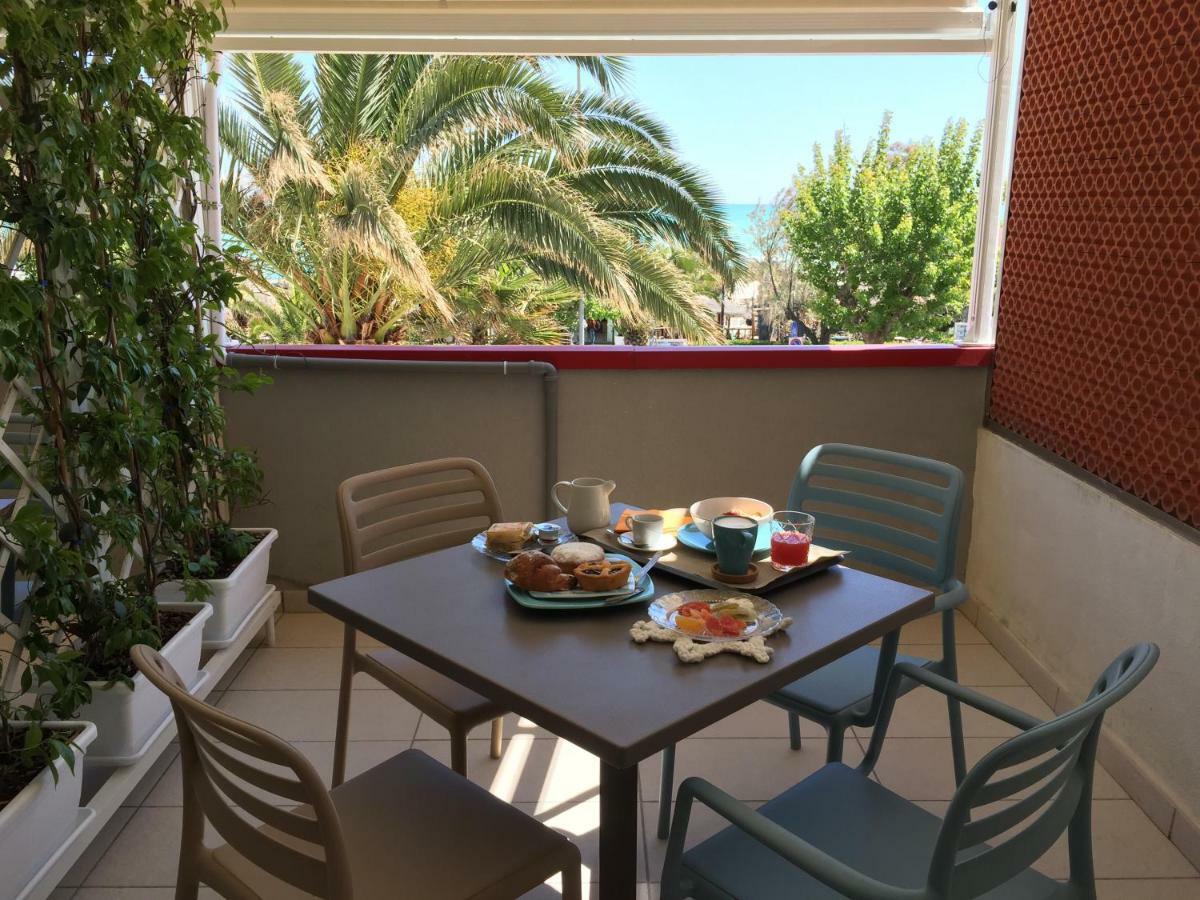 Sulmare Alba Adriatica Bed & Breakfast ภายนอก รูปภาพ